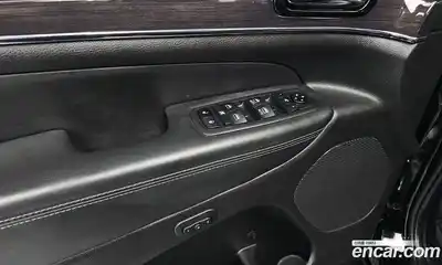 Jeep Cherokee 2021 3.6 Автомат в Москве № 169602, миниатюра 8