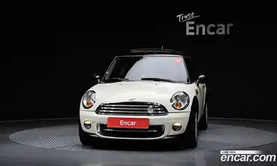 Mini Cooper, 2012