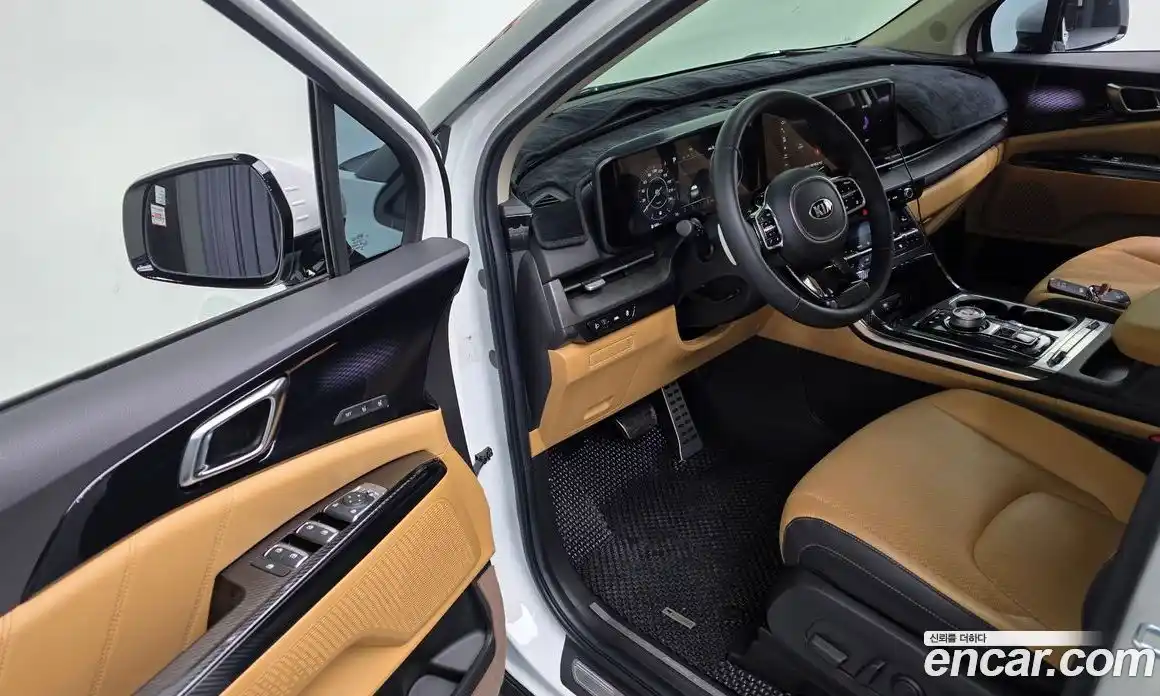 Kia Canival 2021 2.2 Автомат в Москве № 17828, фото 7