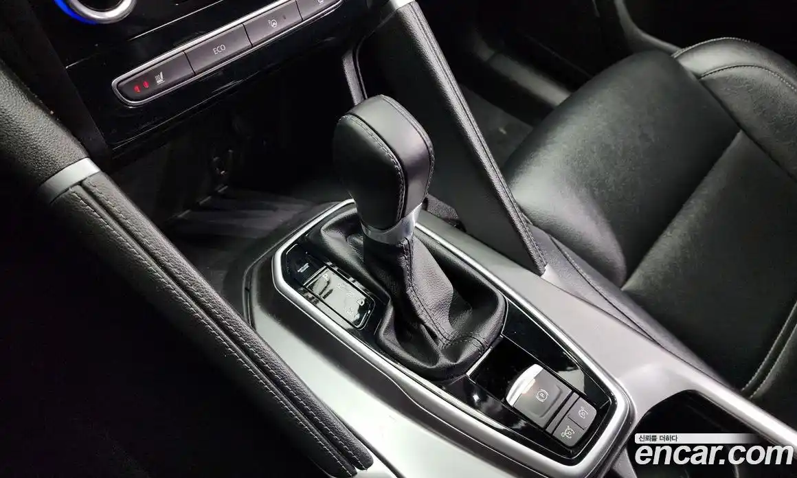 Renault QM6 2023 2.0 Автомат в Москве № 179081, фото 11