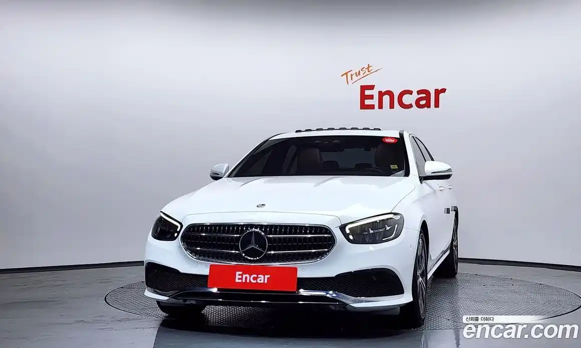 Mercedes-Benz E-Class 2021 2.0 Автомат в Москве № 179911, фото 12