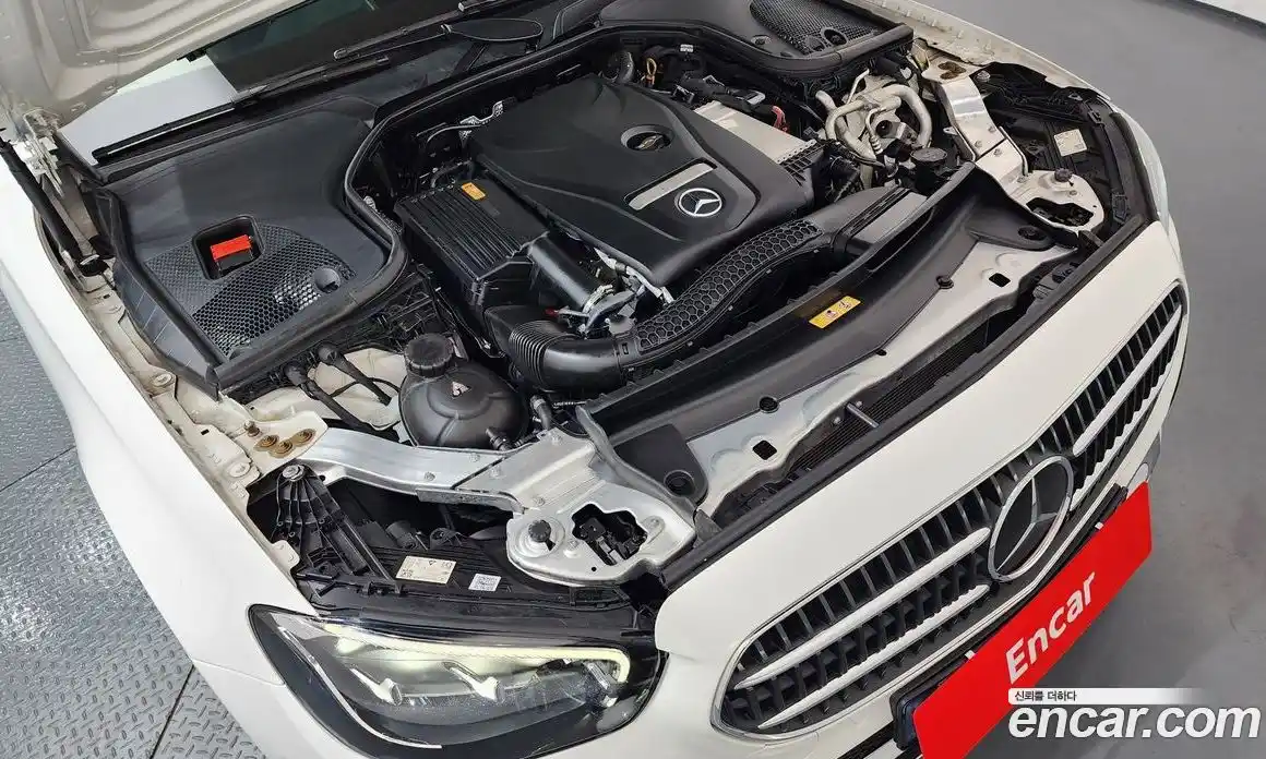 Mercedes-Benz E-Class 2021 2.0 Автомат в Москве № 179911, фото 5