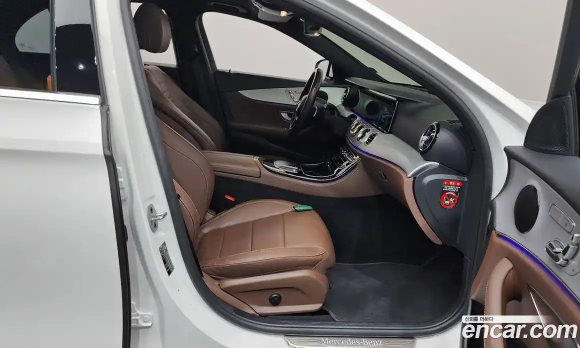 Mercedes-Benz E-Class 2021 2.0 Автомат в Москве № 179911, фото 8