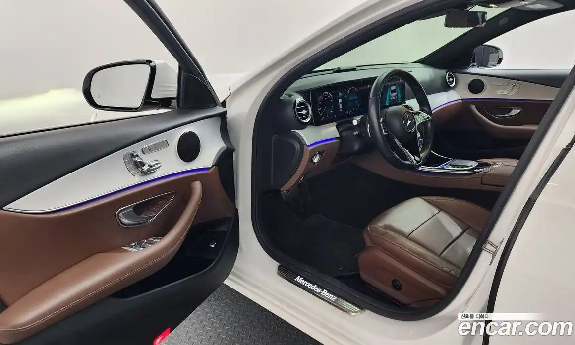 Mercedes-Benz E-Class 2021 2.0 Автомат в Москве № 179911, фото 9