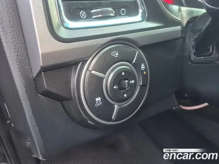 SsangYong Korando 2016 2.0 Автомат в Москве № 182541, фото 16