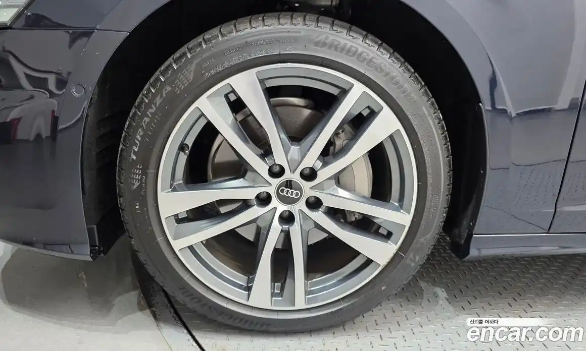 Audi A6 2023 2.0 Автомат в Москве № 188144, фото 8