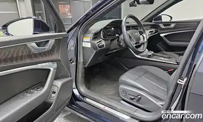 Audi A6 2023 2.0 Автомат в Москве № 188144, миниатюра 9