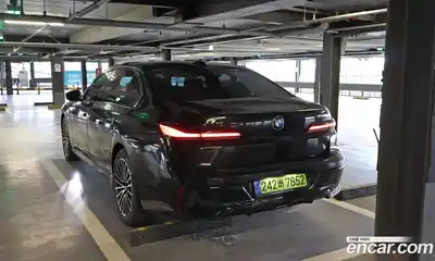 BMW i7 2023 Автомат в Москве № 189004, миниатюра 4