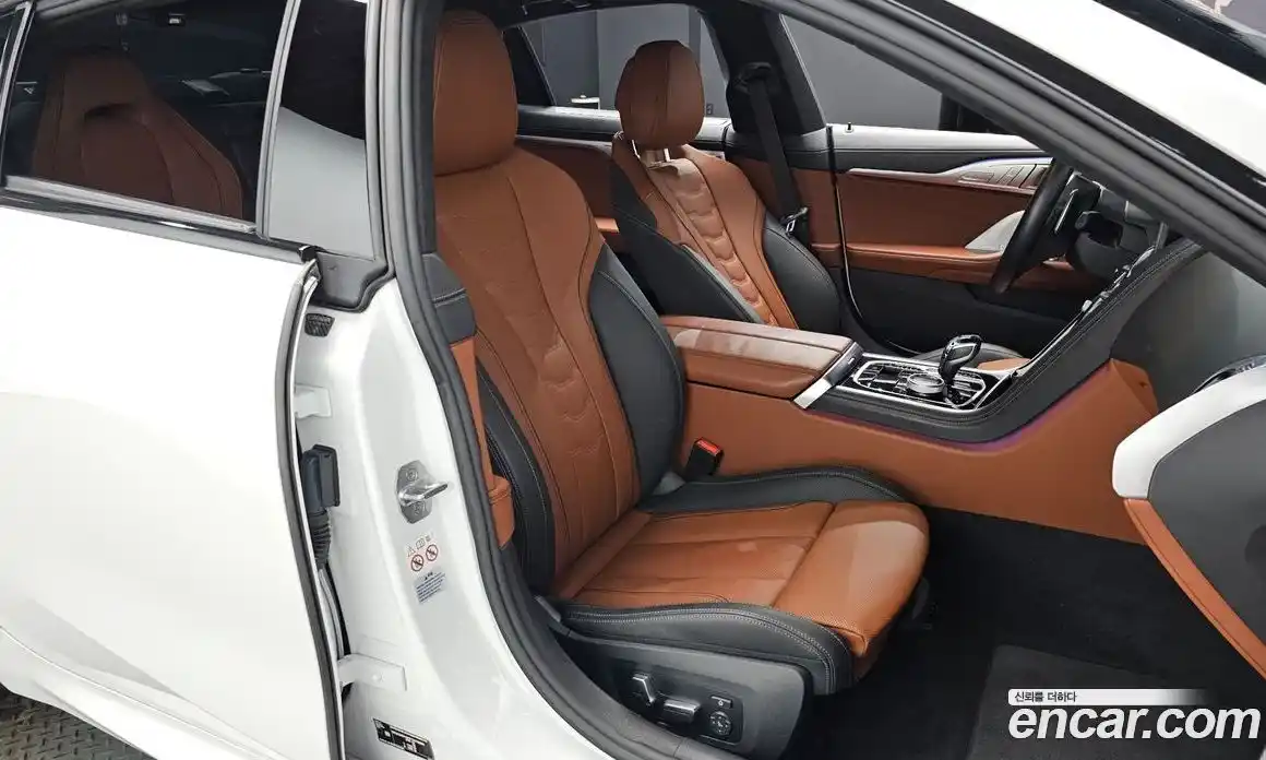 BMW 8-Series 2023 4.4 Автомат в Москве № 189206, фото 17