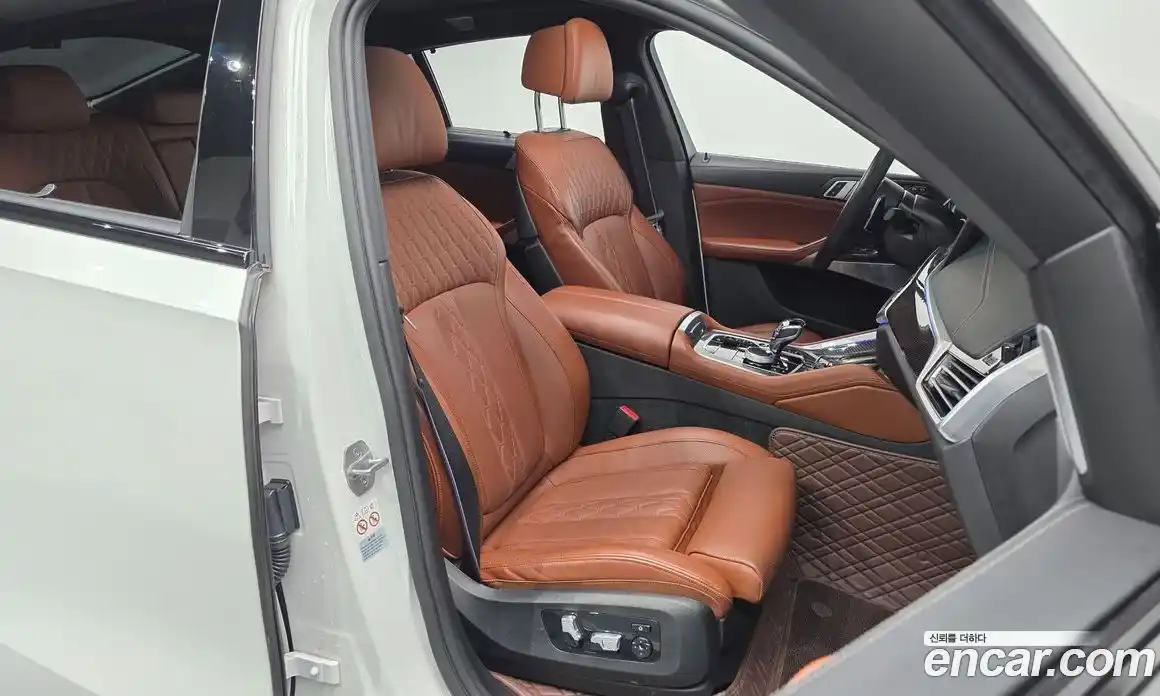 BMW X6 2023 4.4 Автомат в Москве № 189553, фото 16