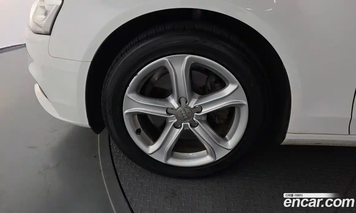 Audi A4 2015 2.0 Автомат в Москве № 191793, фото 17