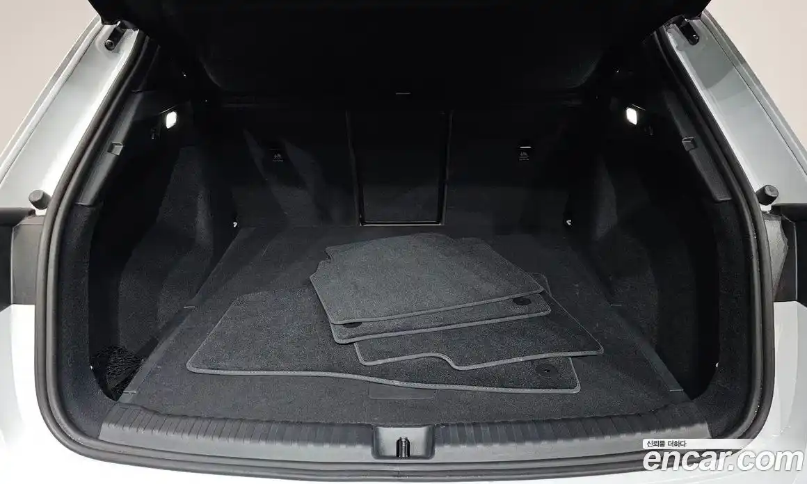 Audi Q4 e-tron 2023 0.2 Автомат в Москве № 192539, фото 19