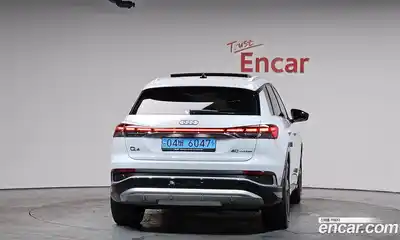 Audi Q4 e-tron 2023 0.2 Автомат в Москве № 192539, миниатюра 2