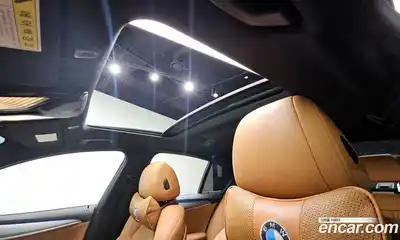 BMW 5-Series, 2018