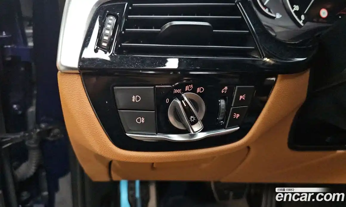 BMW 5-Series 2018 2.0 Автомат в Москве № 192695, фото 18