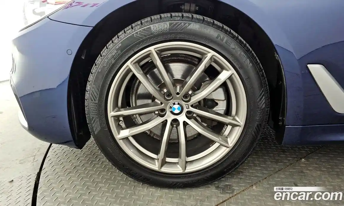 BMW 5-Series 2018 2.0 Автомат в Москве № 192695, фото 8