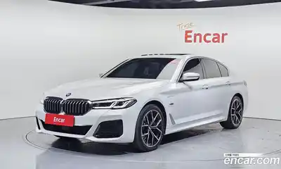 BMW 5-Series 2023 2.0 Автомат в Москве № 192786, миниатюра 2