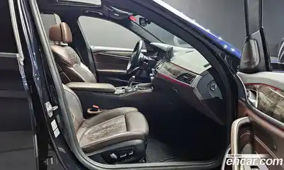 BMW 5-Series 2018 3.0 Автомат в Москве № 192884, миниатюра 9