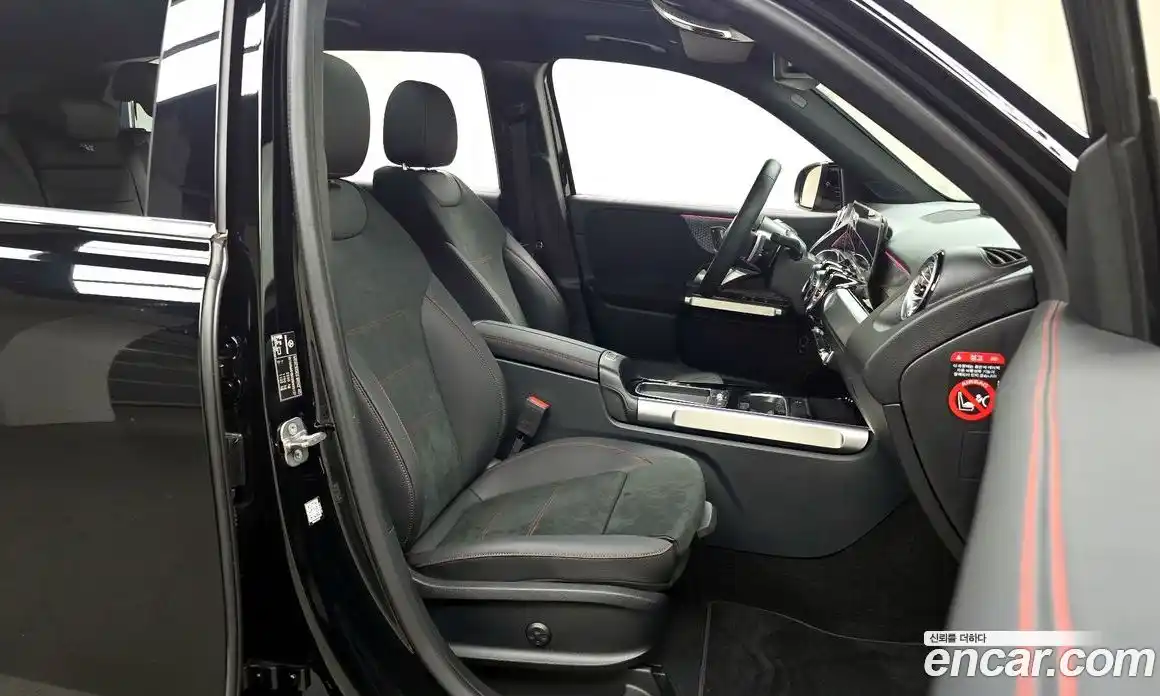 Mercedes-Benz GLB-Class 2025 2.0 Автомат в Москве № 193694, фото 6