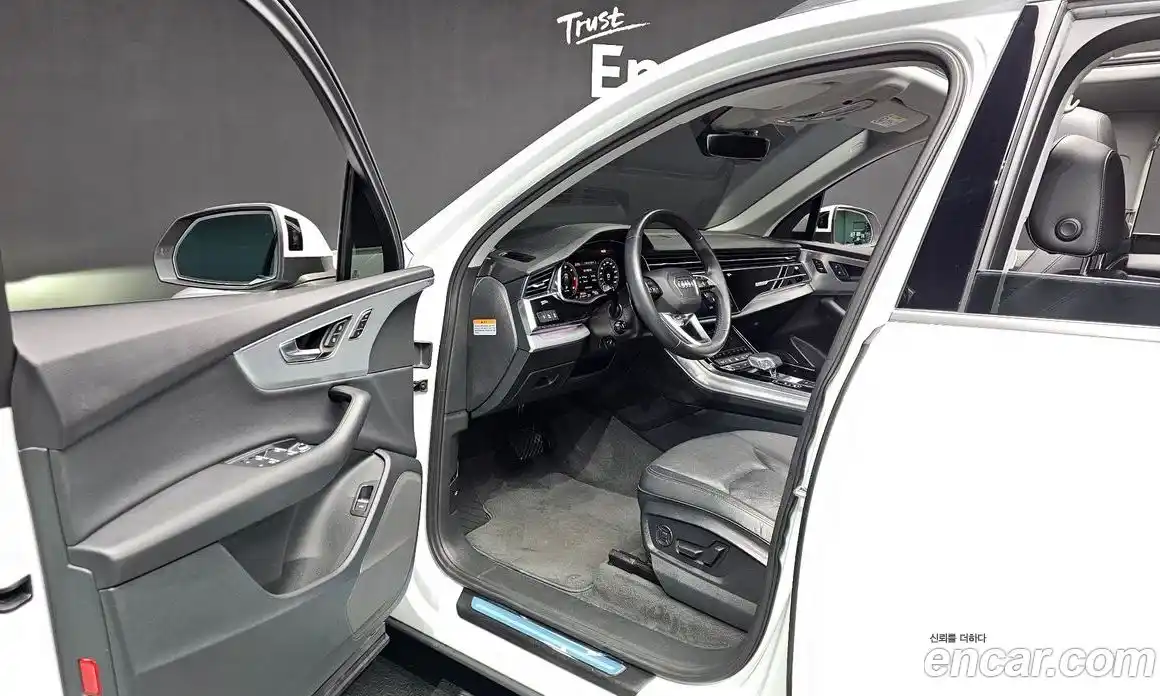 Audi Q7 2021 3.0 Автомат в Москве № 196421, фото 12