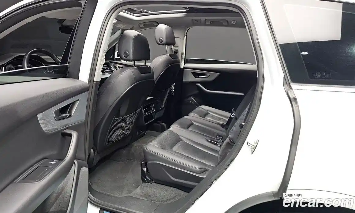 Audi Q7 2021 3.0 Автомат в Москве № 196421, фото 13