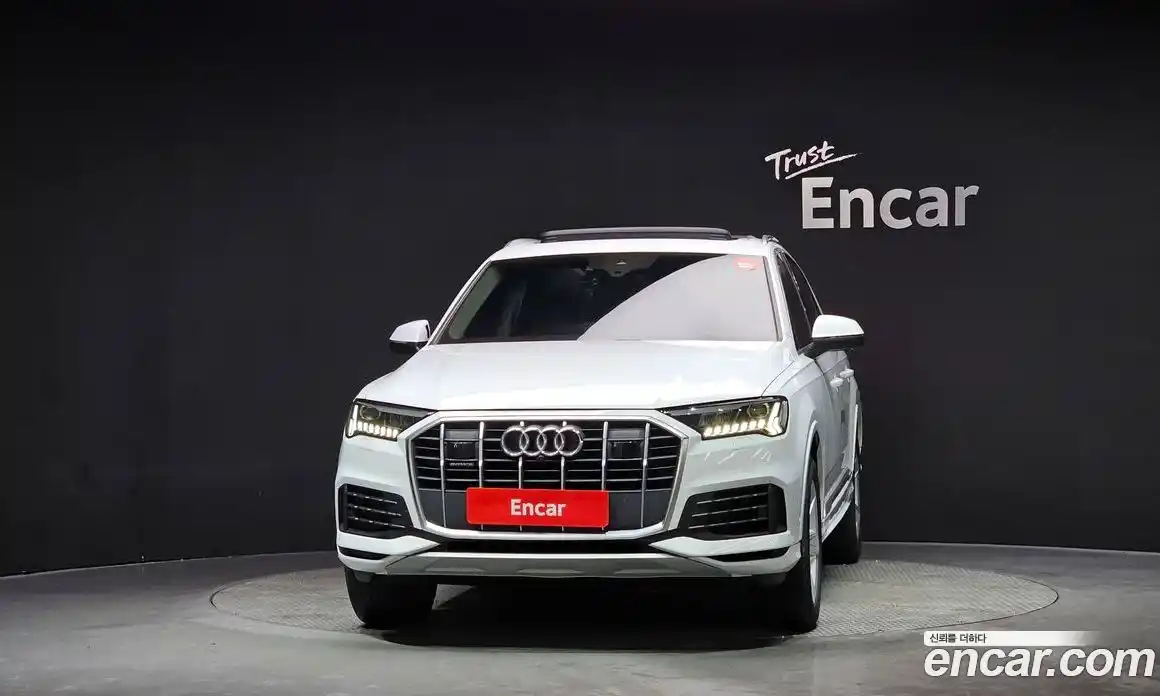 Audi Q7 2021 3.0 Автомат в Москве № 196421, фото 17