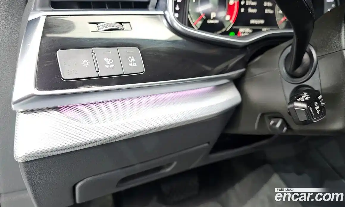 Audi Q7 2021 3.0 Автомат в Москве № 196421, фото 4