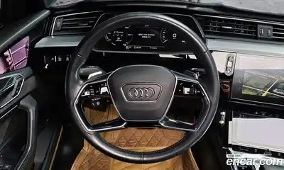 Audi e-tron 2020 0.2 Автомат в Москве № 196445, миниатюра 12