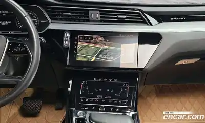 Audi e-tron 2020 0.2 Автомат в Москве № 196445, миниатюра 6