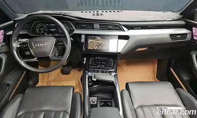 Audi e-tron 2020 0.2 Автомат в Москве № 196445, миниатюра 9