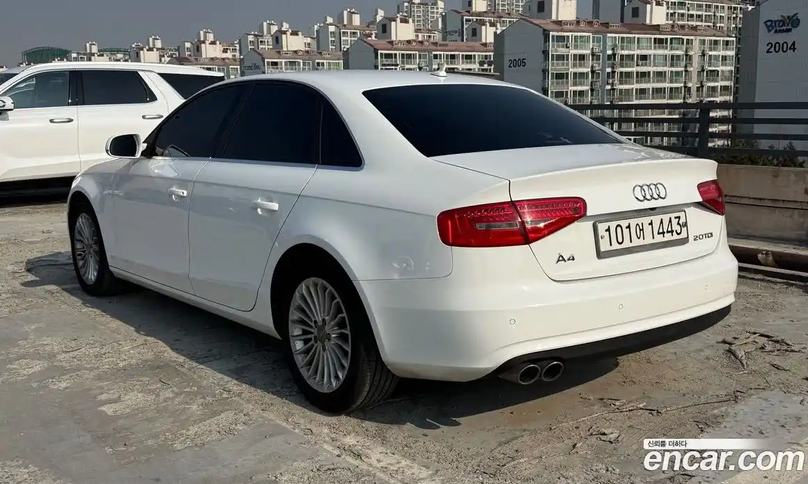 Audi A4 2013 2.0 Автомат в Москве № 196836, фото 11