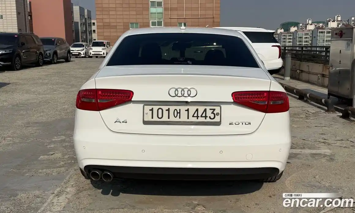 Audi A4 2013 2.0 Автомат в Москве № 196836, фото 4