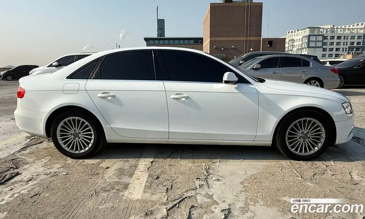 Audi A4 2013 2.0 Автомат в Москве № 196836, фото 5