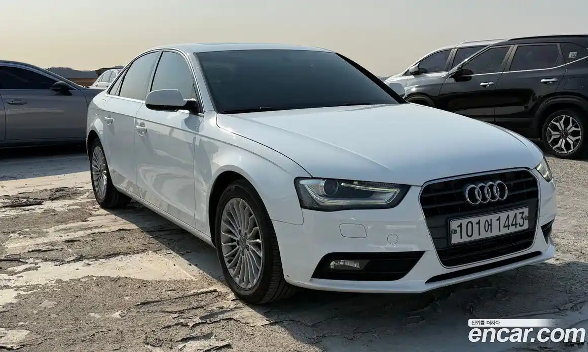 Audi A4 2013 2.0 Автомат в Москве № 196836, фото 6