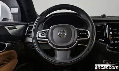 Volvo XC90, 2022