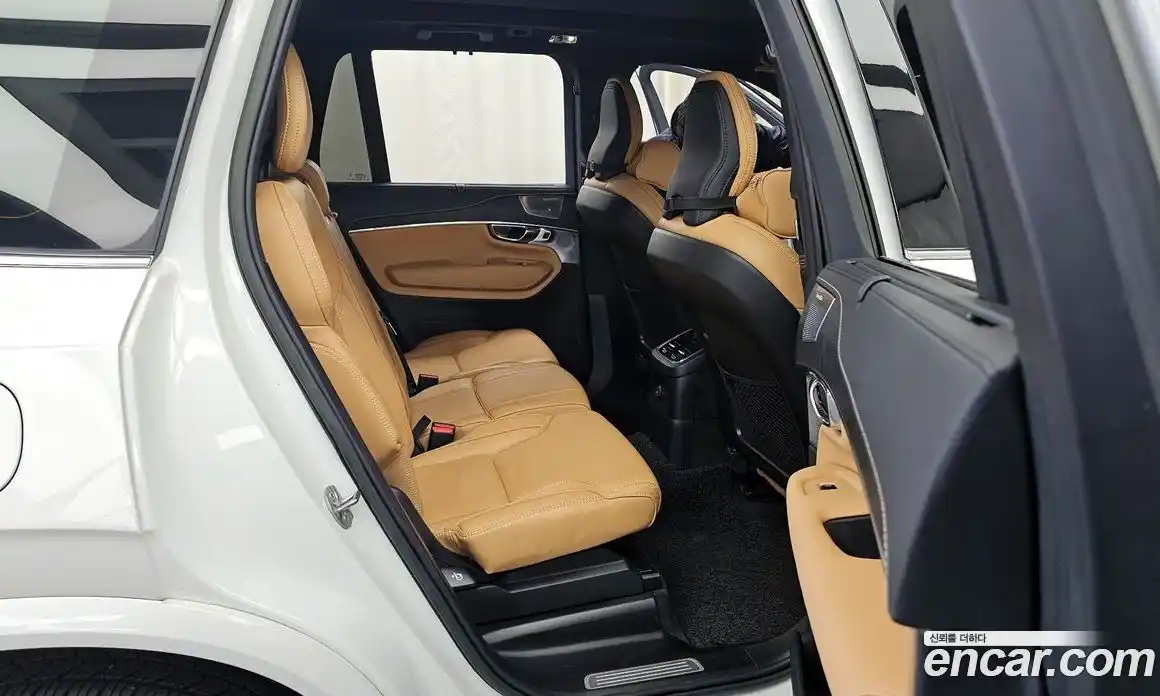 Volvo XC90 2022 2.0 Автомат в Москве № 196967, фото 4
