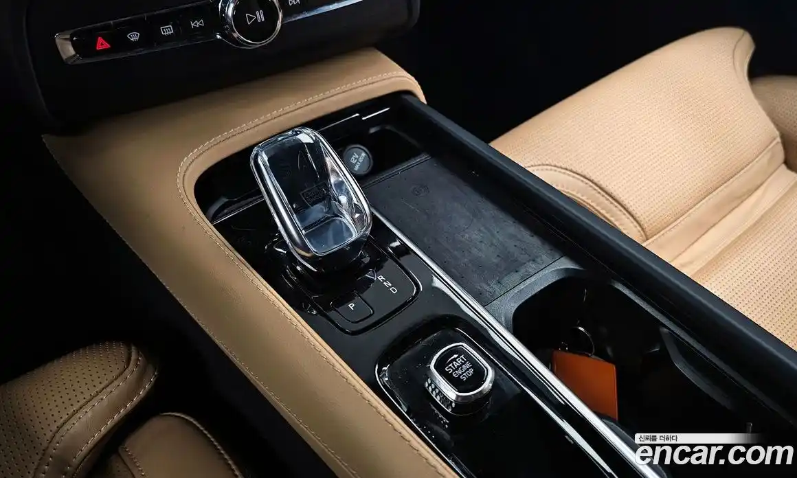 Volvo XC90 2022 2.0 Автомат в Москве № 196967, фото 7