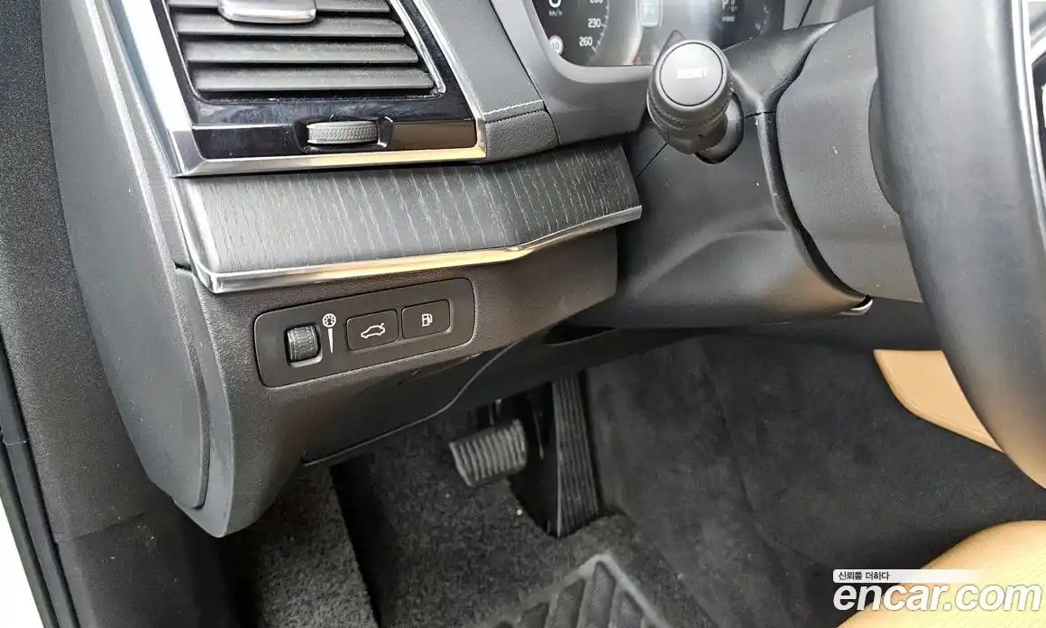 Volvo XC90 2022 2.0 Автомат в Москве № 196967, фото 9