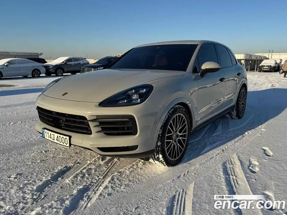 Porsche Cayenne 2023 3.0 Автомат в Москве № 197281, фото 1