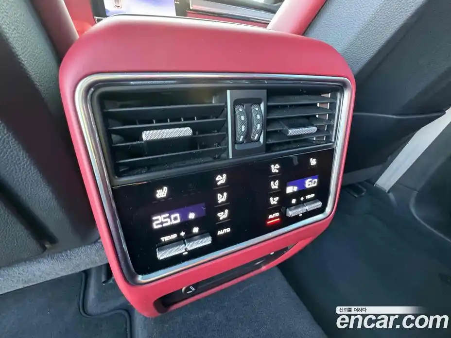 Porsche Cayenne 2023 3.0 Автомат в Москве № 197281, фото 13