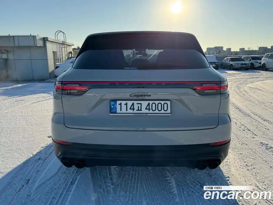 Porsche Cayenne 2023 3.0 Автомат в Москве № 197281, фото 14