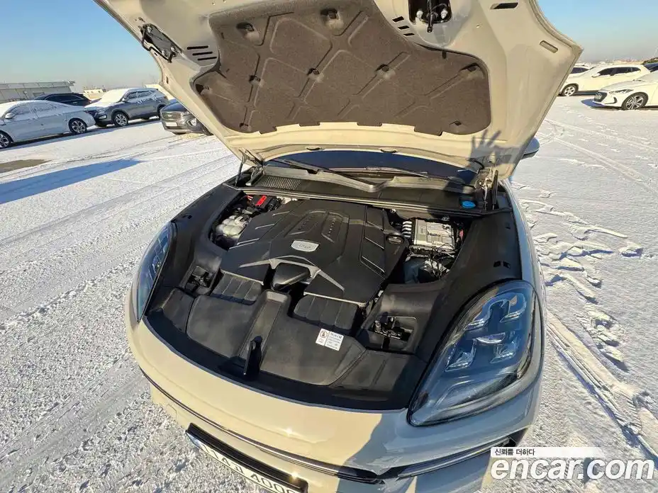 Porsche Cayenne 2023 3.0 Автомат в Москве № 197281, фото 16