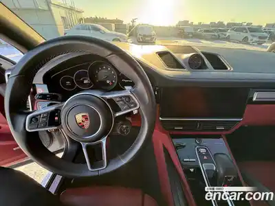 Porsche Cayenne 2023 3.0 Автомат в Москве № 197281, миниатюра 5