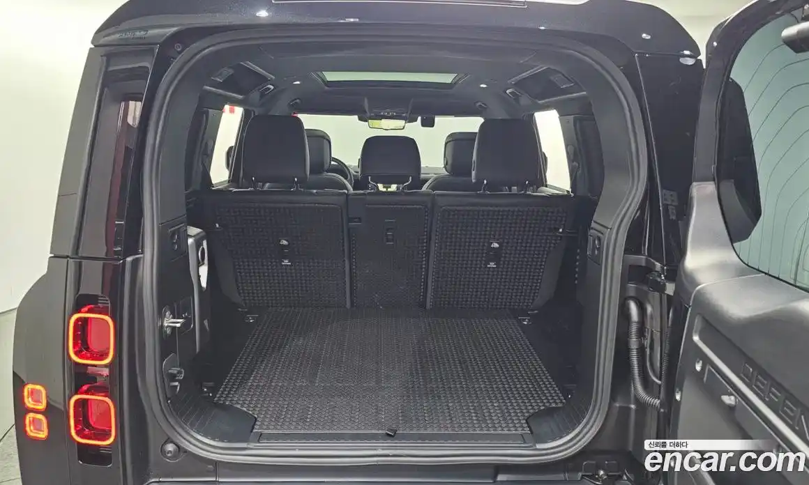 Land Rover Defender 2025 2.0 Автомат в Москве № 198074, фото 12