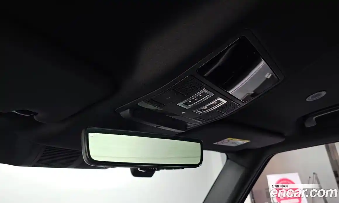 Land Rover Defender 2025 2.0 Автомат в Москве № 198074, фото 3