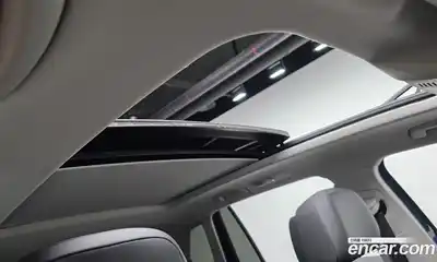 Volkswagen Tiguan 2023 2.0 Автомат в Москве № 198972, миниатюра 2