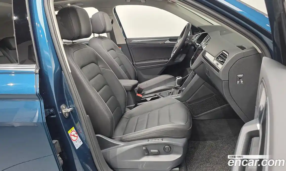 Volkswagen Tiguan 2023 2.0 Автомат в Москве № 198972, фото 6