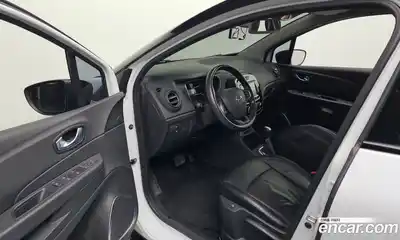 Renault QM3 2018 1.5 Автомат в Москве № 205507, миниатюра 12