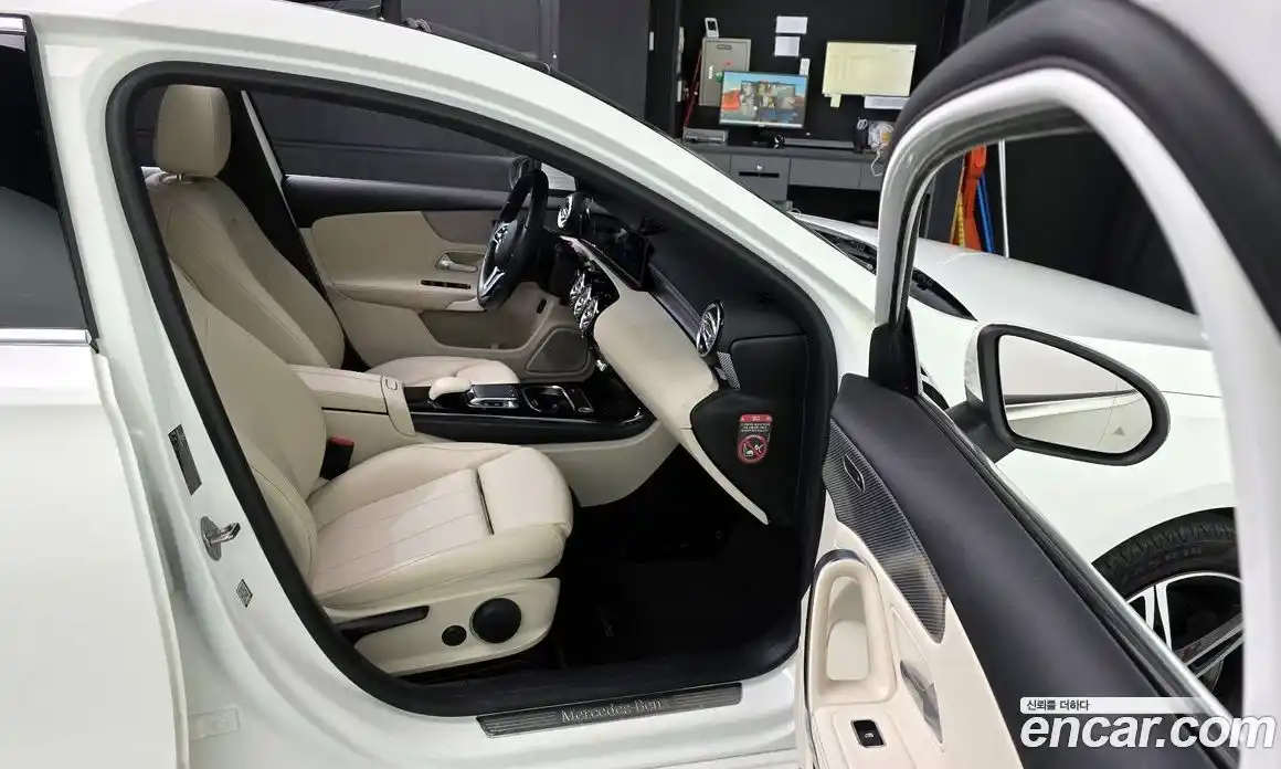 Mercedes-Benz A-Class 2020 2.0 Автомат в Москве № 206193, фото 13