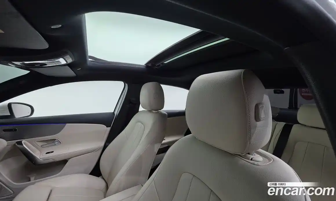 Mercedes-Benz A-Class 2020 2.0 Автомат в Москве № 206193, фото 14